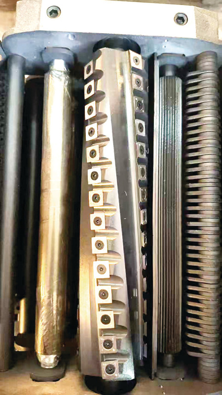 Víceúčelový dřevoobráběcí stroj UMK 5-260 Spiral 400V 2