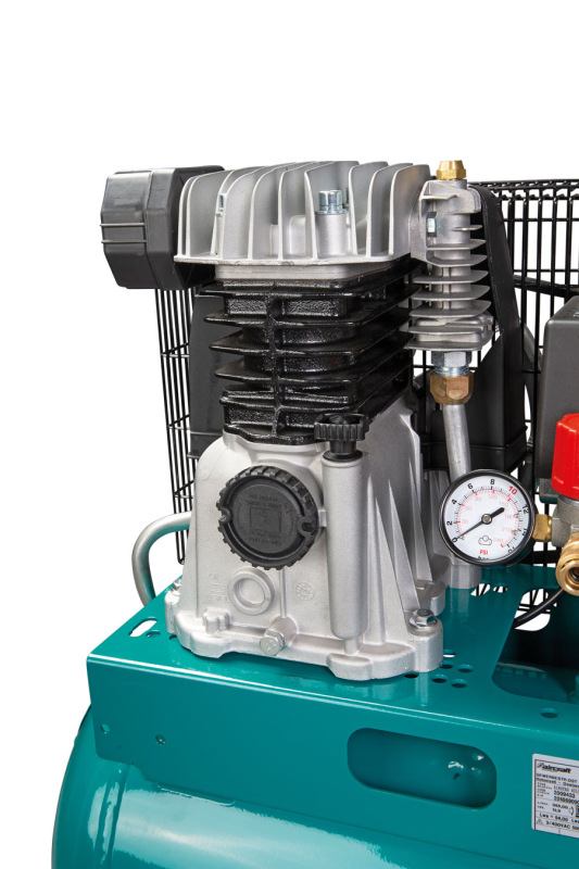 Pístový kompresor Airstar 403/50 E (400 V) + míč a sada pneunářadí ZDARMA* 5
